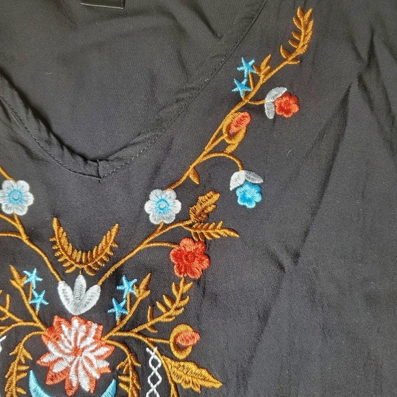 SHEIN Embroidered Black V-Neck Tunic Mini Dress Size Petite Small SP NWOT - Picture 13 of 17